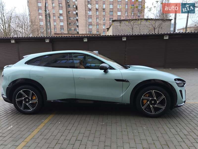 Внедорожник / Кроссовер Xiaomi YU7 2025 в Харькове фото 4 Внедорожник / Кроссовер Xiaomi YU7 2025 в Харькове