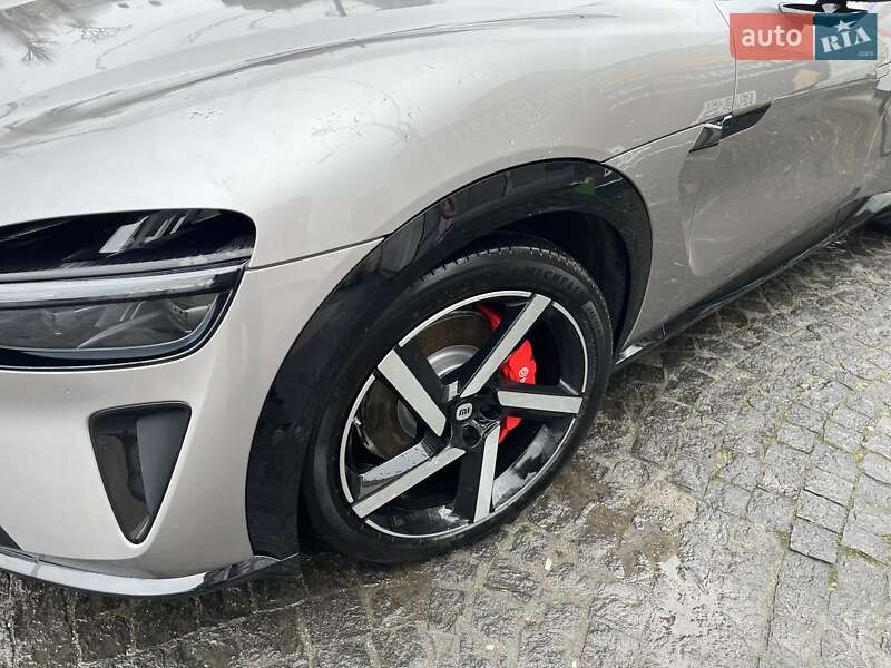 Внедорожник / Кроссовер Xiaomi YU7 2025 в Киеве фото 2 Внедорожник / Кроссовер Xiaomi YU7 2025 в Киеве