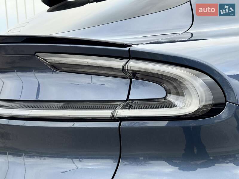 Внедорожник / Кроссовер Xiaomi YU7 2025 в Киеве