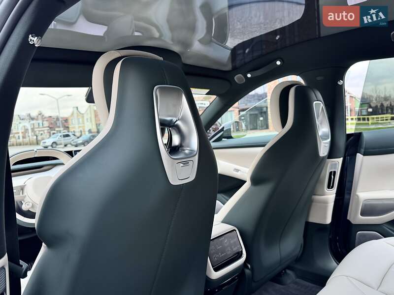 Внедорожник / Кроссовер Xiaomi YU7 2025 в Киеве