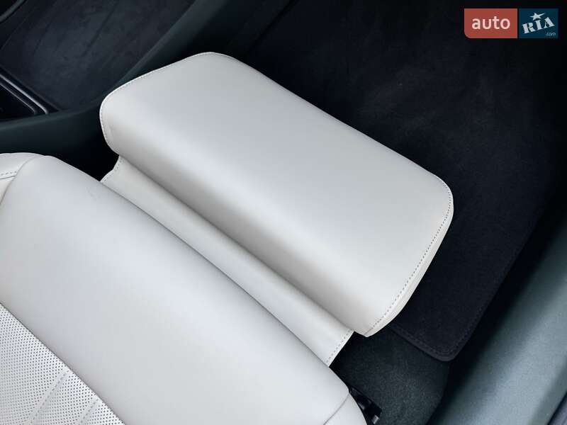 Внедорожник / Кроссовер Xiaomi YU7 2025 в Киеве