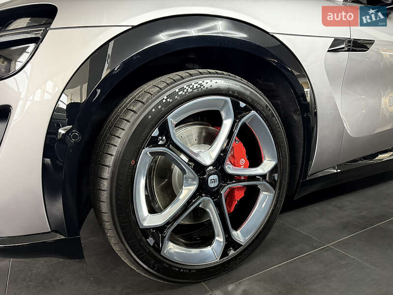 Внедорожник / Кроссовер Xiaomi YU7 2025 в Киеве фото 6 Внедорожник / Кроссовер Xiaomi YU7 2025 в Киеве