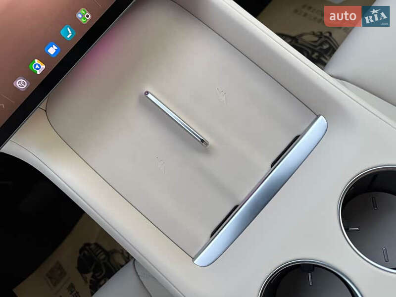 Внедорожник / Кроссовер Xiaomi YU7 2025 в Киеве