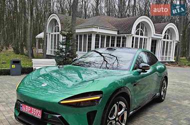 Внедорожник / Кроссовер Xiaomi YU7 2025 в Кривом Роге