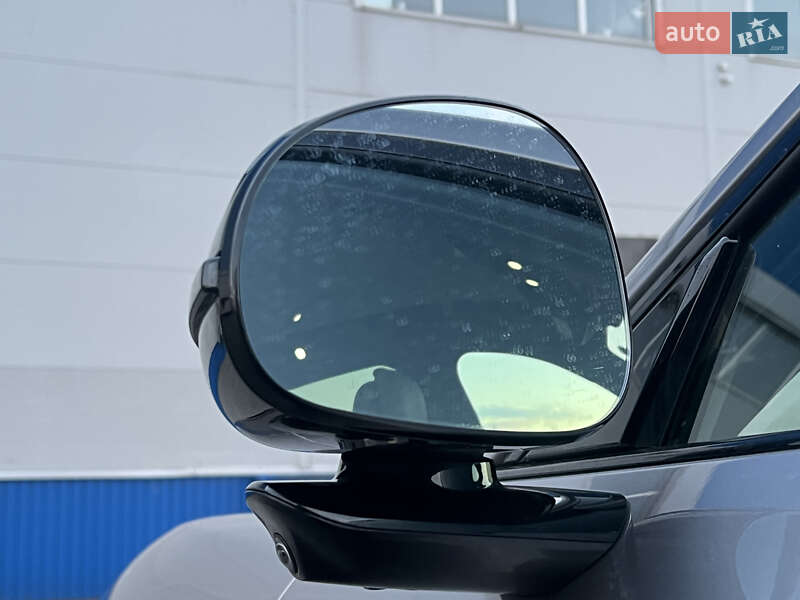 Внедорожник / Кроссовер Xiaomi YU7 2025 в Киеве фото 34 Внедорожник / Кроссовер Xiaomi YU7 2025 в Киеве