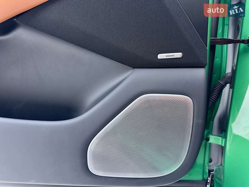Седан Xiaomi YU7 2025 в Киеве