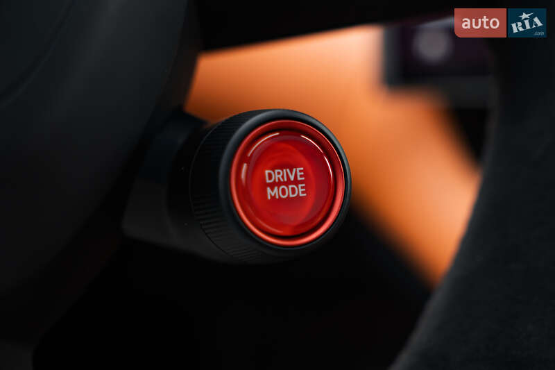 Позашляховик / Кросовер Xiaomi YU7 2025 в Одесі