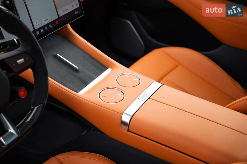 Позашляховик / Кросовер Xiaomi YU7 2025 в Одесі