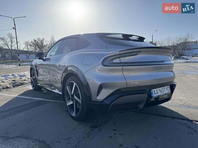 Позашляховик / Кросовер Xiaomi YU7 2025 в Києві фото 5 Позашляховик / Кросовер Xiaomi YU7 2025 в Києві