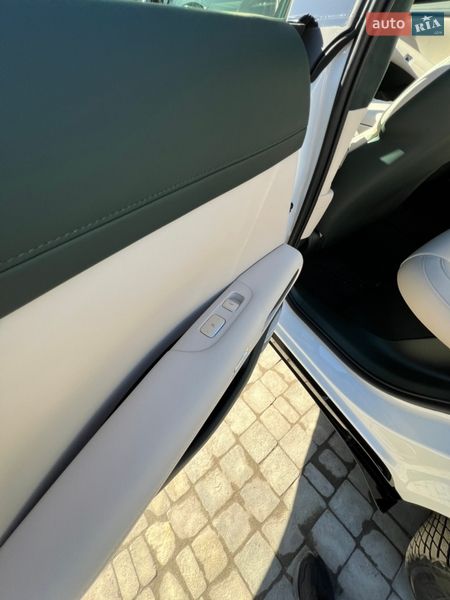 Универсал Xiaomi YU7 2025 в Львове