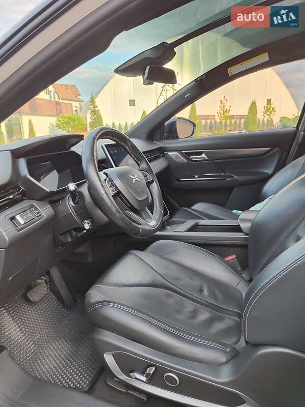 Внедорожник / Кроссовер Xpeng G3 2018 в Ровно