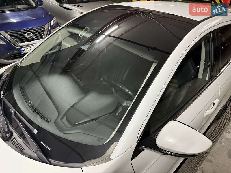 Внедорожник / Кроссовер Xpeng G3 2019 в Киеве