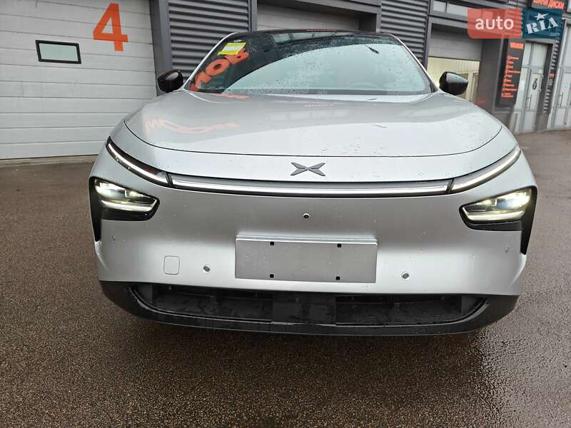 Внедорожник / Кроссовер Xpeng G7 2025 в Киеве