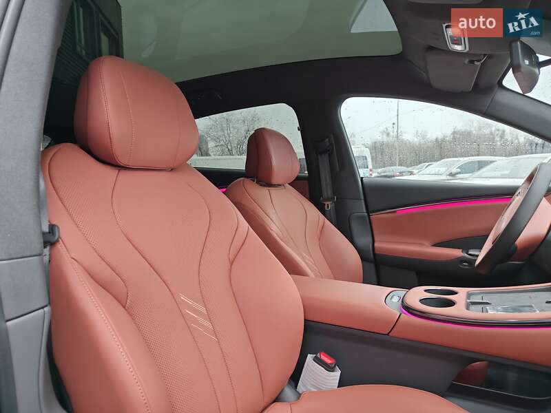 Внедорожник / Кроссовер Xpeng G7 2025 в Киеве