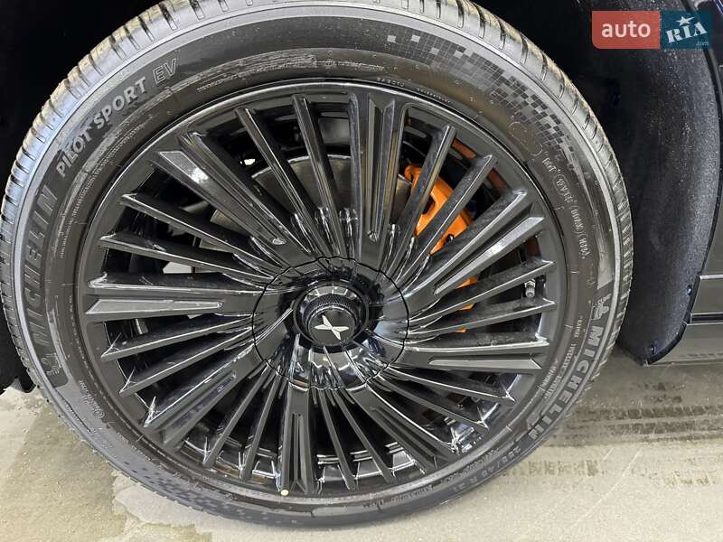 Внедорожник / Кроссовер Xpeng G9 2025 в Киеве