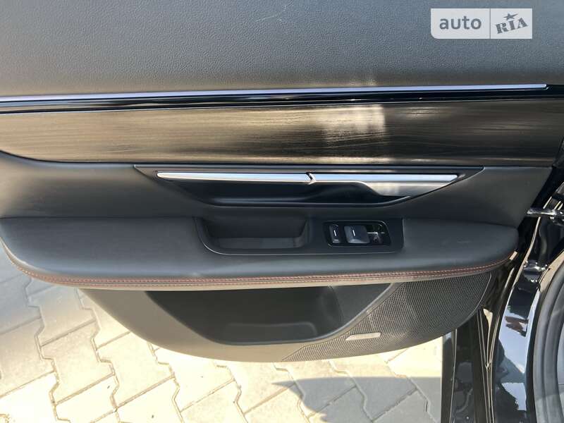 Седан Xpeng P7 2022 в Луцке