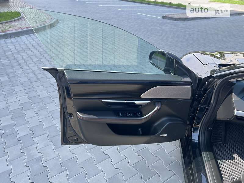 Седан Xpeng P7 2022 в Луцке