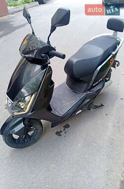 Скутер Yadea T5 2023 в 