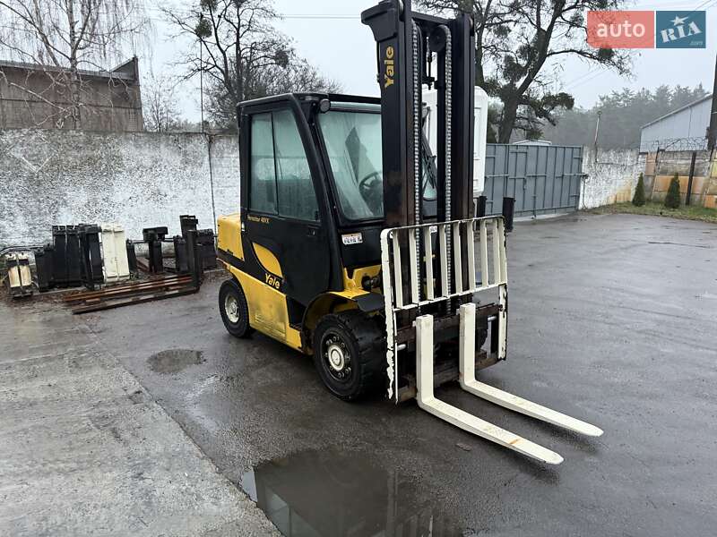 Вилочный погрузчик Yale GLP/GDP 2017 в Киеве