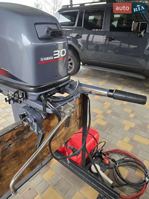 Човен Yamaha 30 2008 в Запоріжжі