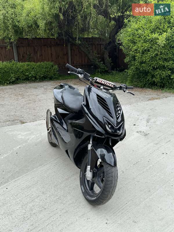 Мопеды Yamaha Aerox 2009 в Броварах