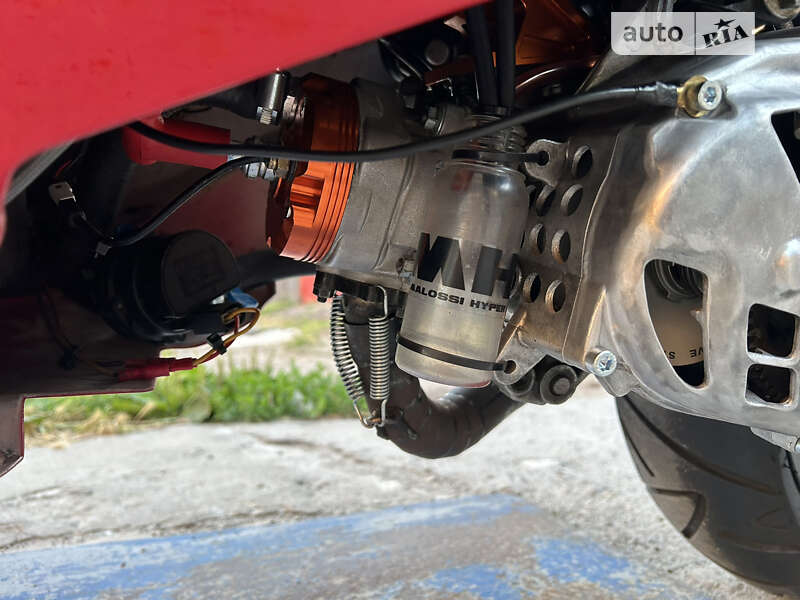 Скутер Yamaha Aerox 2001 в Дніпрі