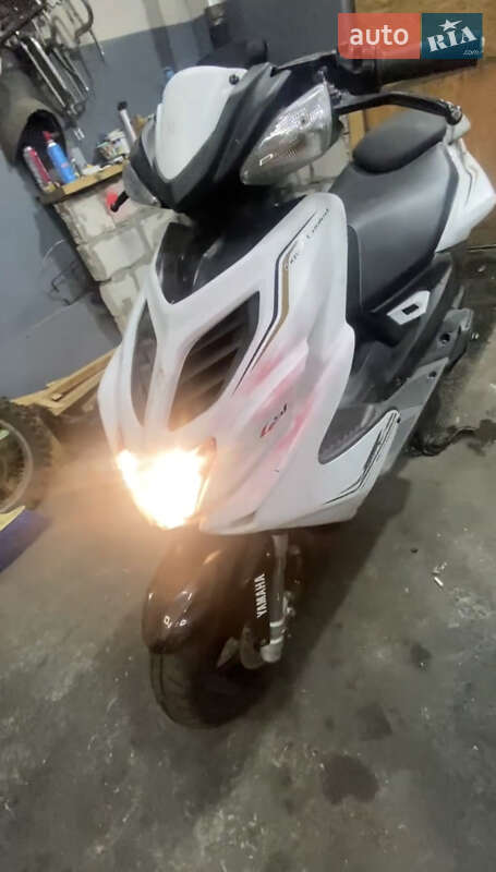 Мотороллер Yamaha Aerox 2014 в Буче фото Мотороллер Yamaha Aerox 2014 в Буче
