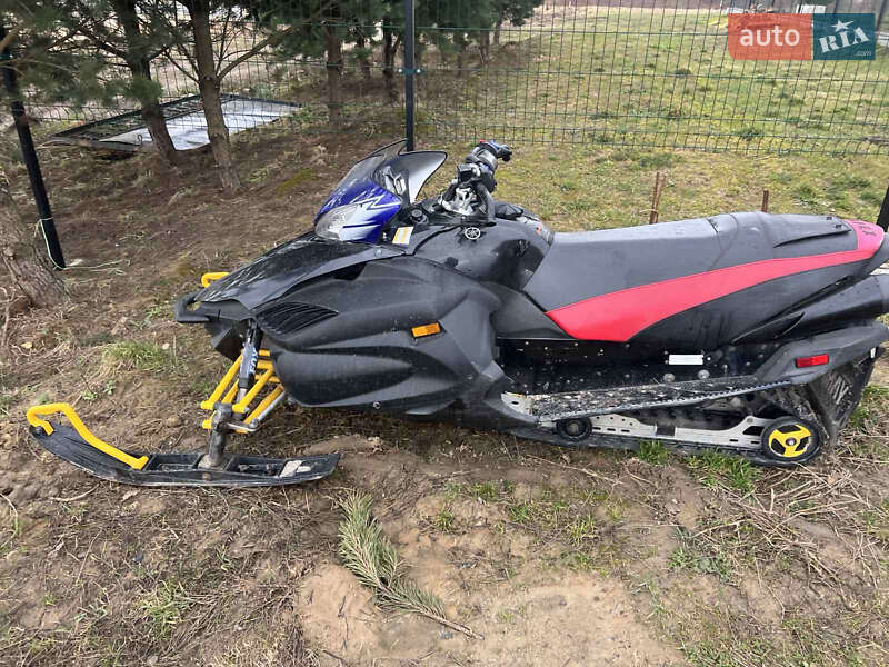 Снегомопеды и снегоскутеры Yamaha Apex 2010 в Городке