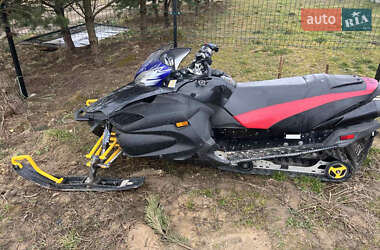 Снегомопеды и снегоскутеры Yamaha Apex 2010 в 