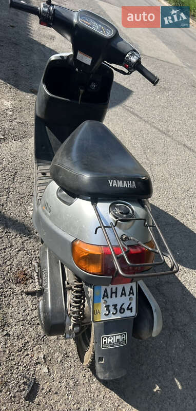 Макси-скутер Yamaha Aprio 2011 в Кривом Роге