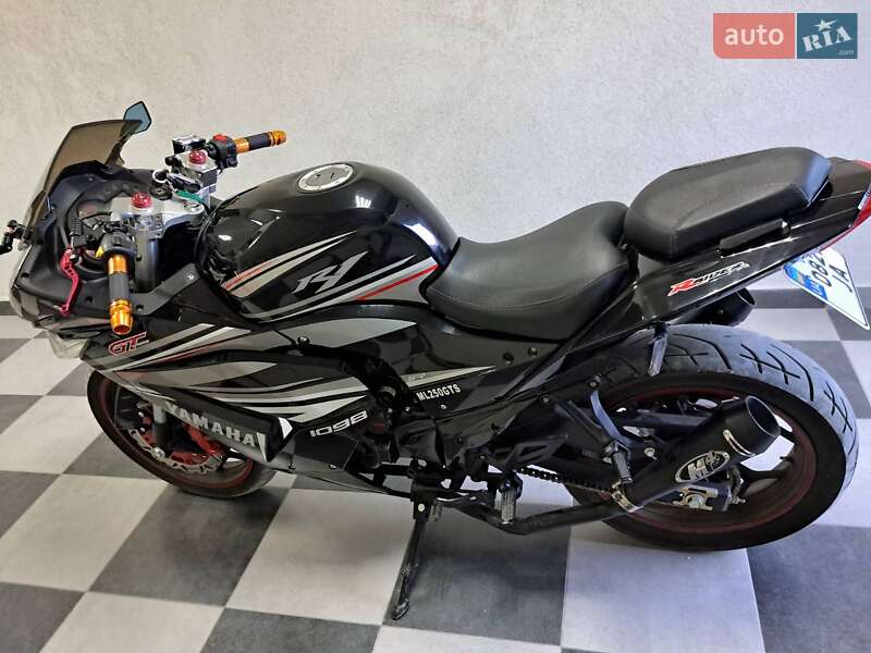 Мопеди Yamaha AT 2022 в Івано-Франківську