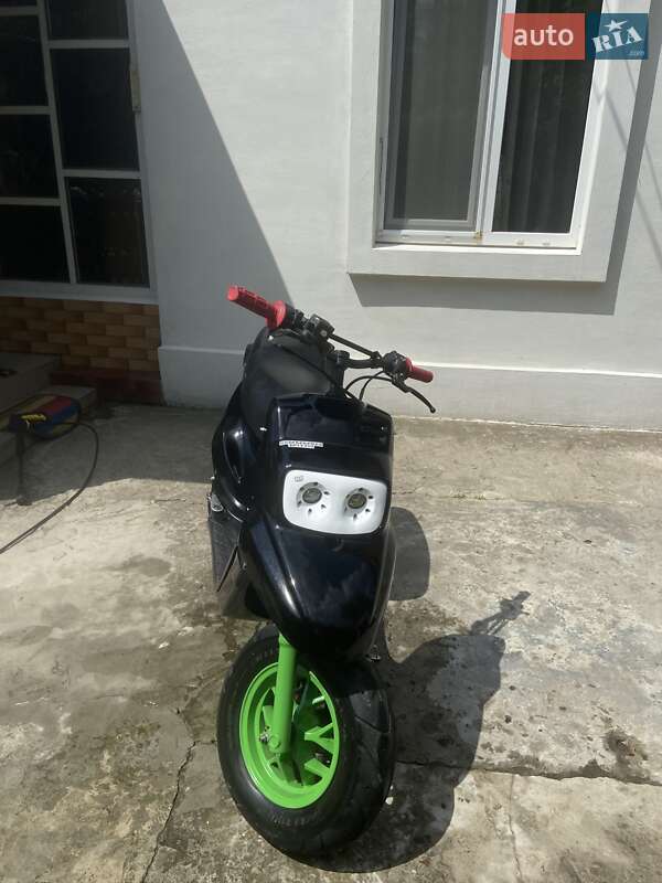 Грузовые мотороллеры, мотоциклы, скутеры, мопеды Yamaha BWS 2004 в Ржищеве фото 5 Грузовые мотороллеры, мотоциклы, скутеры, мопеды Yamaha BWS 2004 в Ржищеве