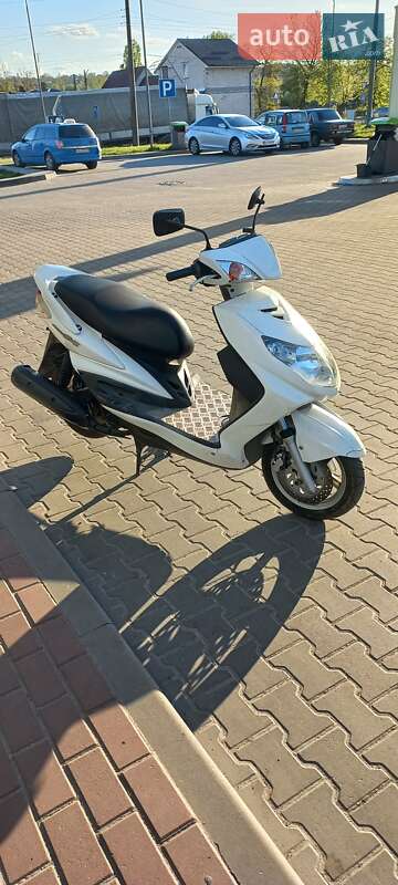 Максі-скутер Yamaha Cygnus 2010 в Василькові