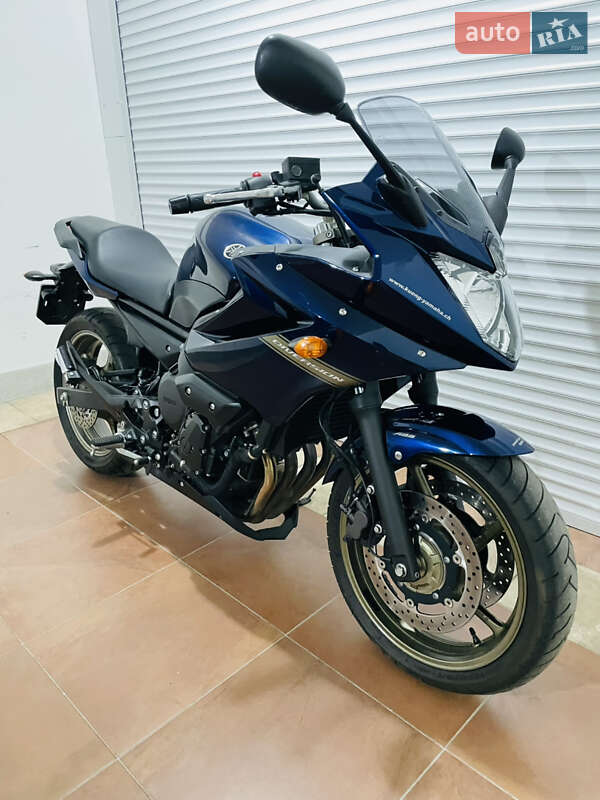 Yamaha Diversion 2010