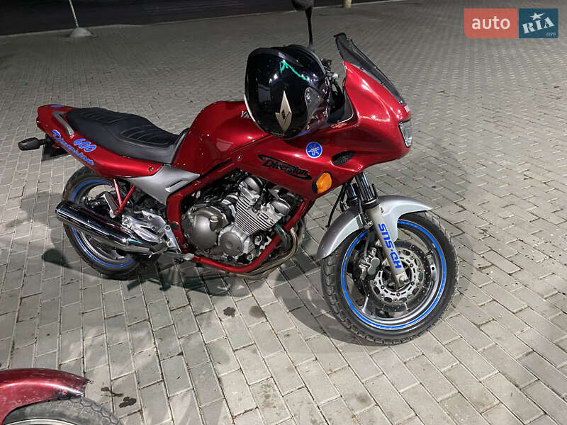Мотоцикл Спорт-туризм Yamaha Diversion 2001 в 