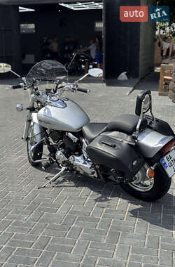 Мотоцикл Чоппер Yamaha Drag Star 650 2004 в 
