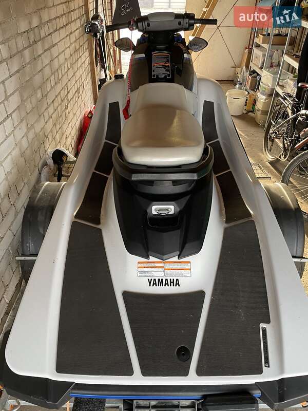 Гидроцикл спортивный Yamaha EX 2017 в Черкассах фото 3 Гидроцикл спортивный Yamaha EX 2017 в Черкассах