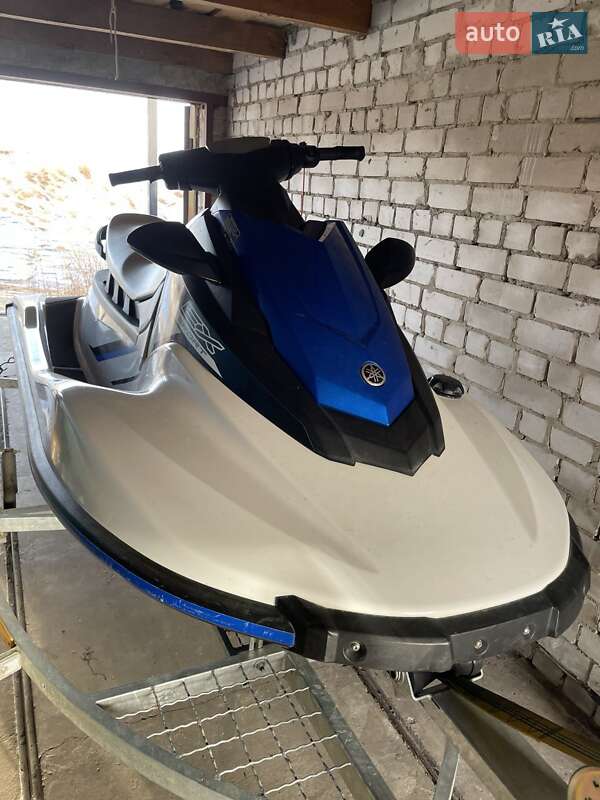 Гидроцикл спортивный Yamaha EX 2017 в Черкассах фото 2 Гидроцикл спортивный Yamaha EX 2017 в Черкассах