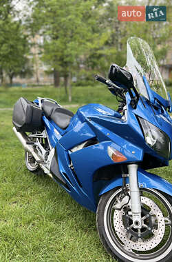 Мотоцикл Туризм Yamaha FJR 1300 2010 в 