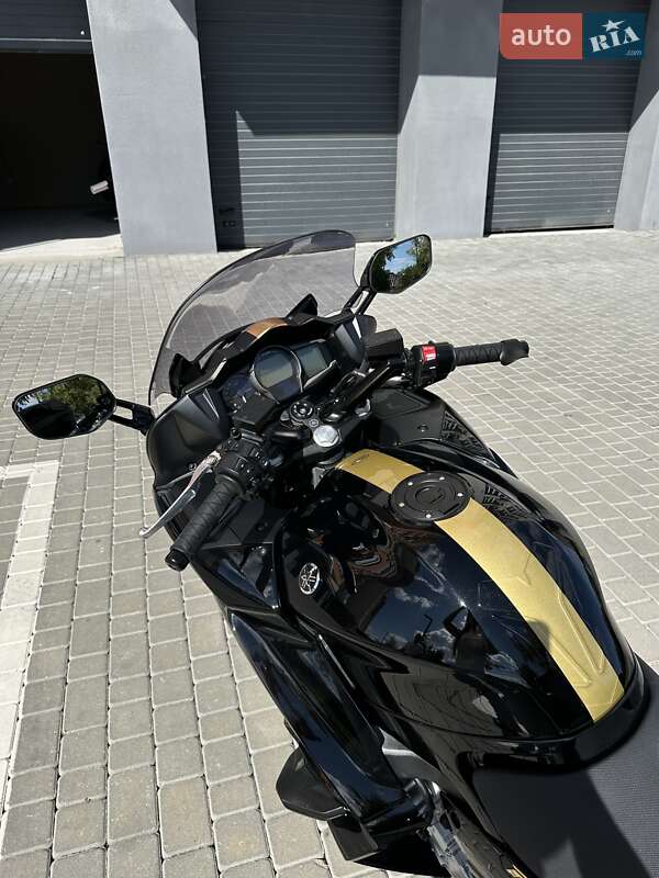 Мотоцикл Спорт-туризм Yamaha FJR 1300 2015 в Іллінцях