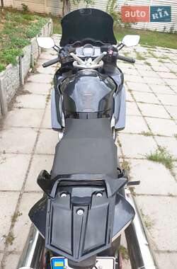 Мотоцикл Спорт-туризм Yamaha FJR 1300 2015 в 