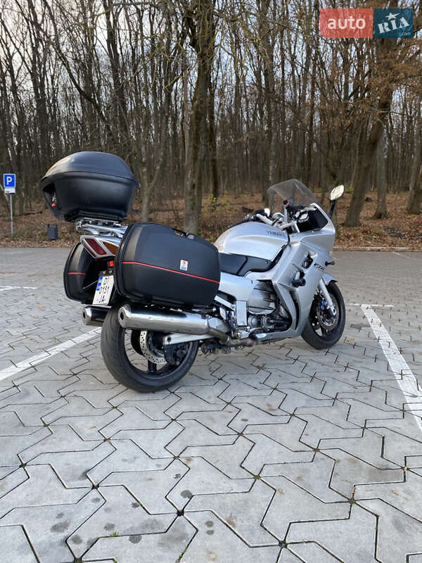 Мотоцикл Спорт-туризм Yamaha FJR 1300 2002 в Тернополі фото 5 Мотоцикл Спорт-туризм Yamaha FJR 1300 2002 в Тернополі