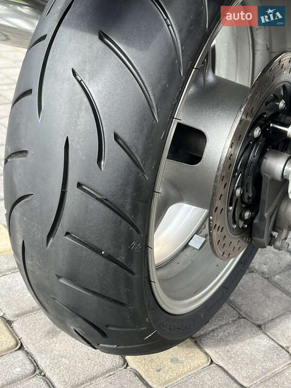 Мотоцикл Спорт-туризм Yamaha FJR 1300A 2004 в Буске фото 9 Мотоцикл Спорт-туризм Yamaha FJR 1300A 2004 в Буске