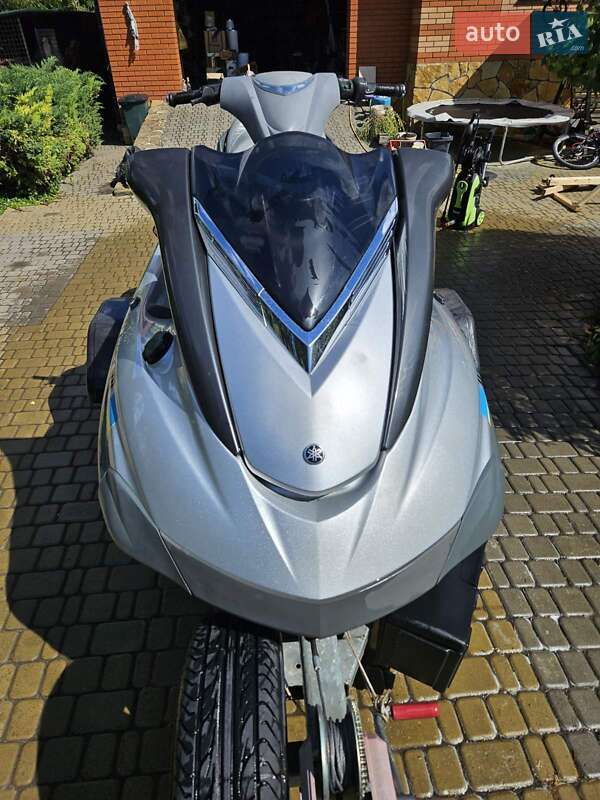 Гидроцикл туристический Yamaha FX Cruiser HO 2007 в Виннице фото 7 Гидроцикл туристический Yamaha FX Cruiser HO 2007 в Виннице