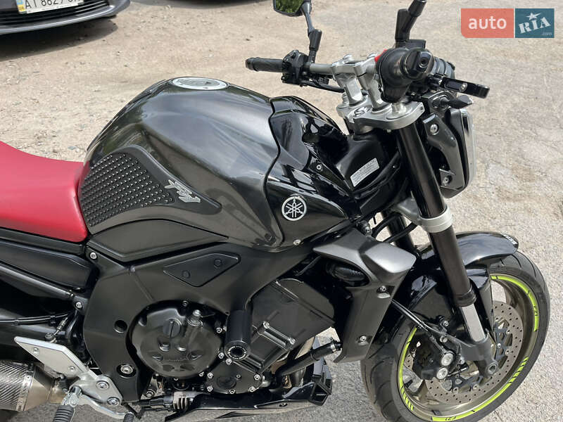 Мотоцикл Без обтекателей (Naked bike) Yamaha FZ-1 2011 в Вишневом