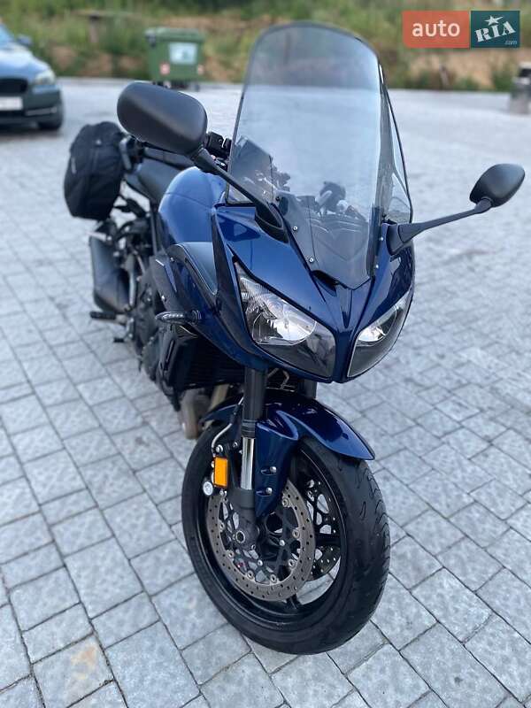 Yamaha FZ-1 2013 Yamaha FZ-1 2013