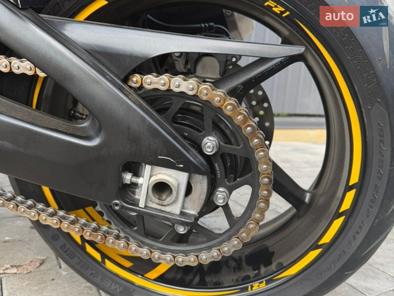 Мотоцикл Без обтекателей (Naked bike) Yamaha FZ-1 2010 в Новомосковске