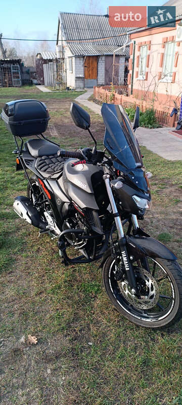 Yamaha FZ 250 2024