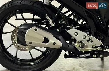 Yamaha FZ 250 2024
