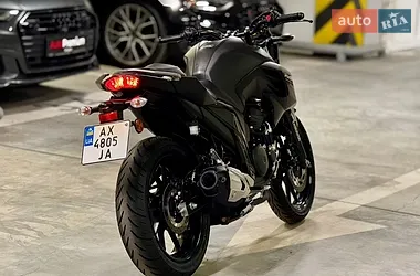 Yamaha FZ 250 2024